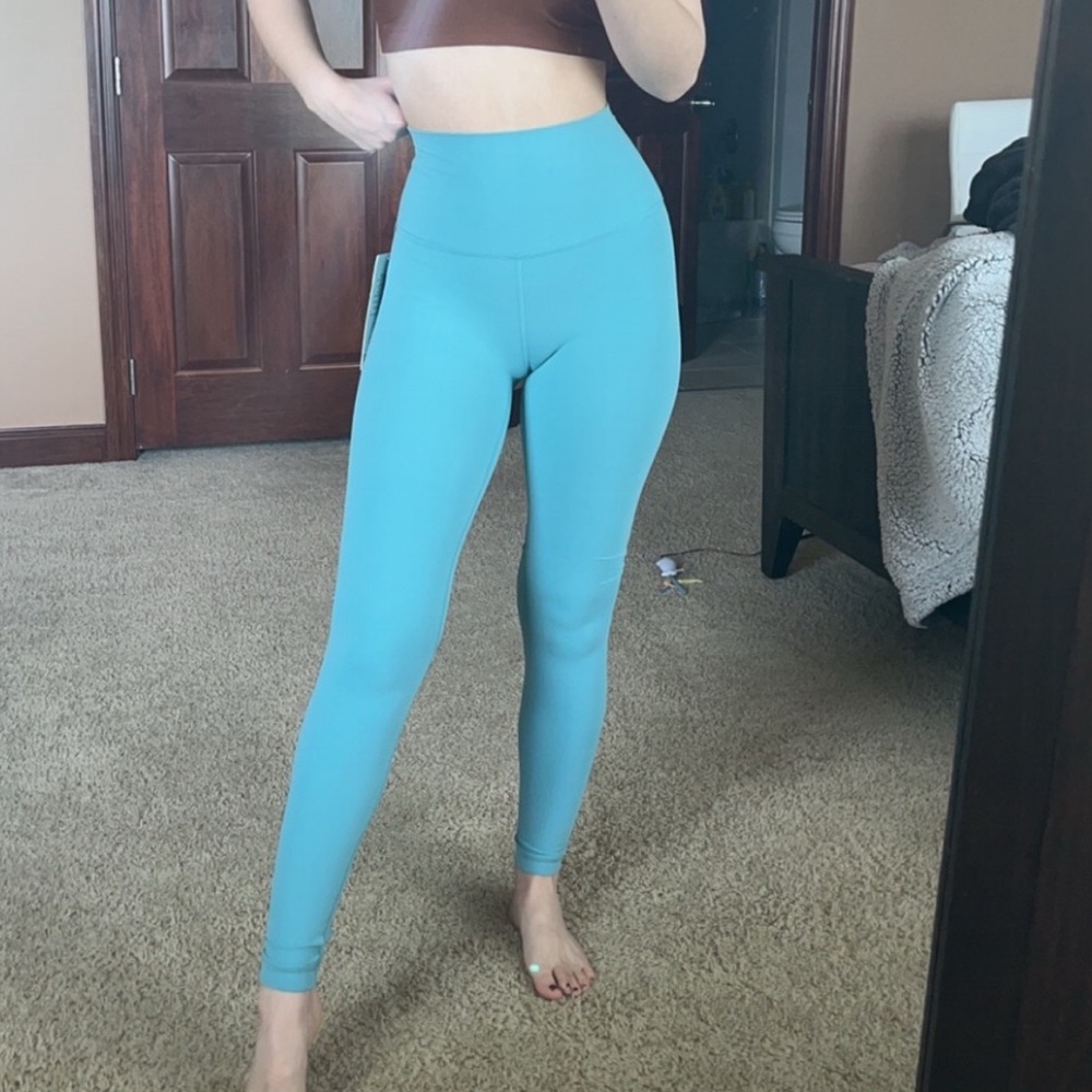 Lululemon “Tiffany Blue” Tidewater Teal Align Leggings